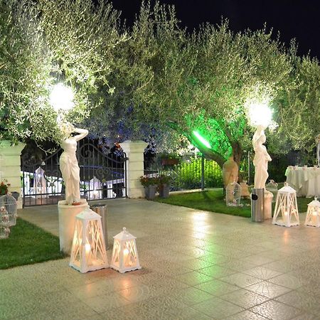 Parco Degli Ulivi Hotel Mirabella Imbaccari Buitenkant foto